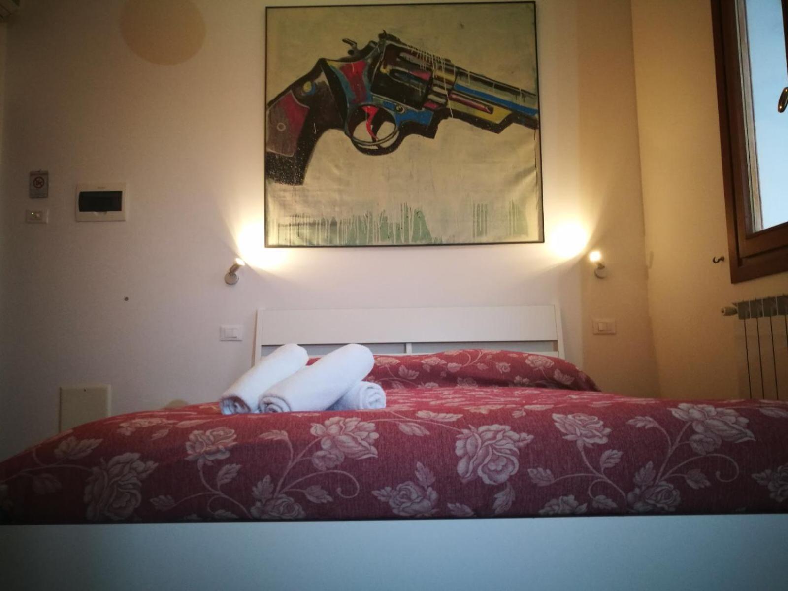 Rendina Hotel