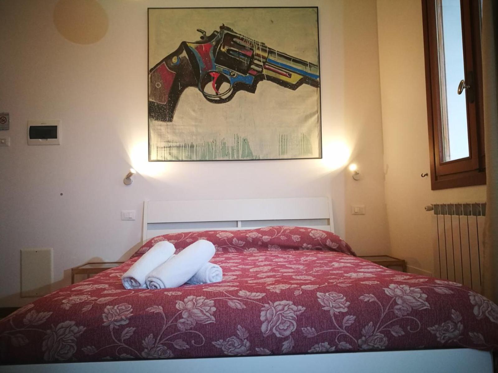 Rendina Hotel